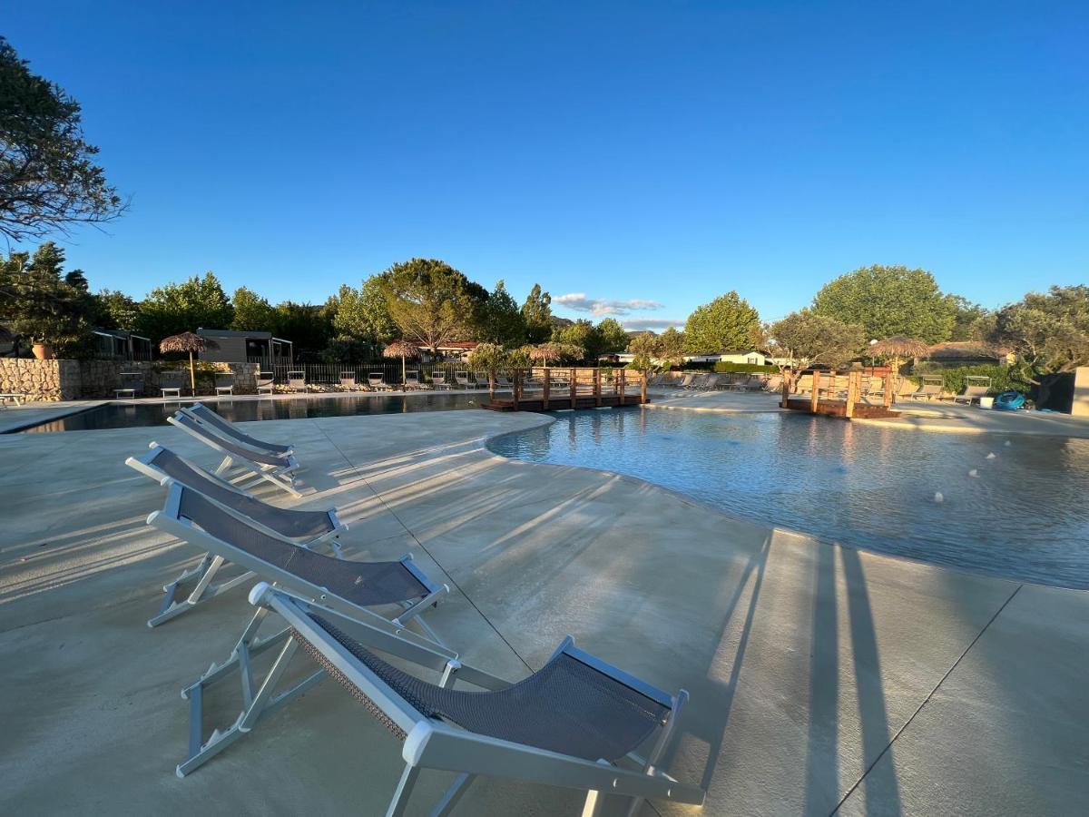 Camping International D'Aups Exterior photo